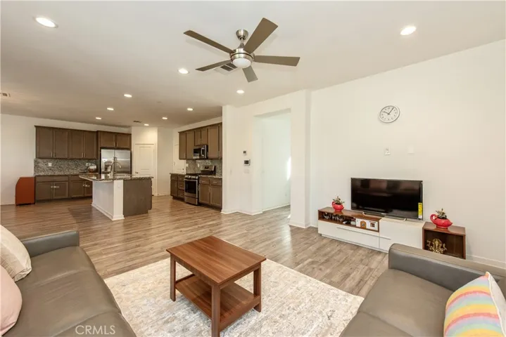 4888 S Avocado, Ontario, California 91762 — photo 5