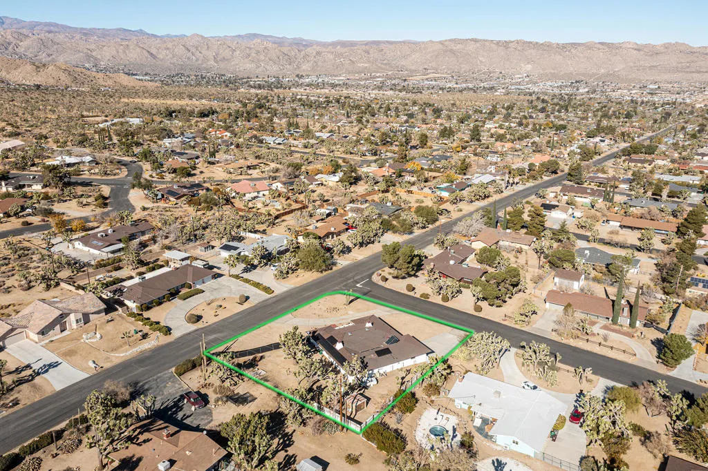 8687 Grand Avenue, Yucca Valley, California 92284 — photo 5