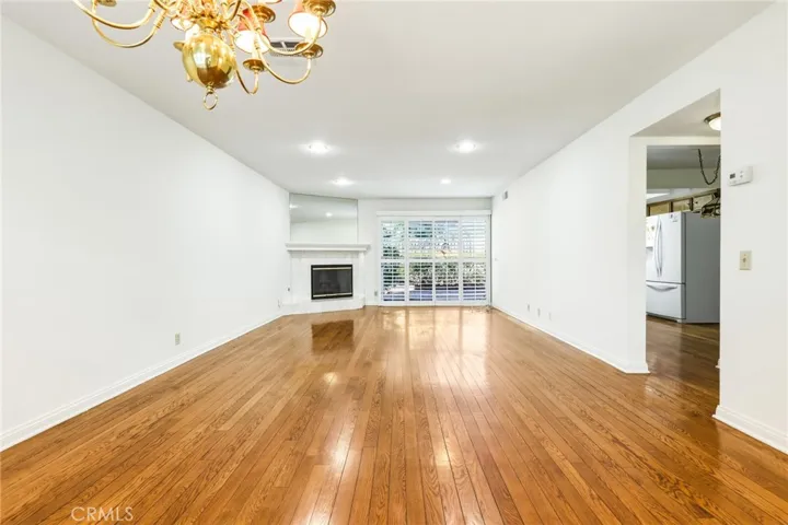 11257 Key West Avenue 3, Porter Ranch, California 91326 — photo 5