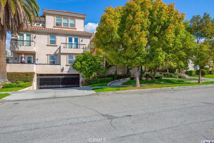 333 Milford Street 105, Glendale, California 91203 — photo 4