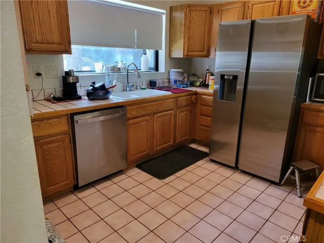 24812 Lake Gregory, Crestline, California 92325 — photo 5