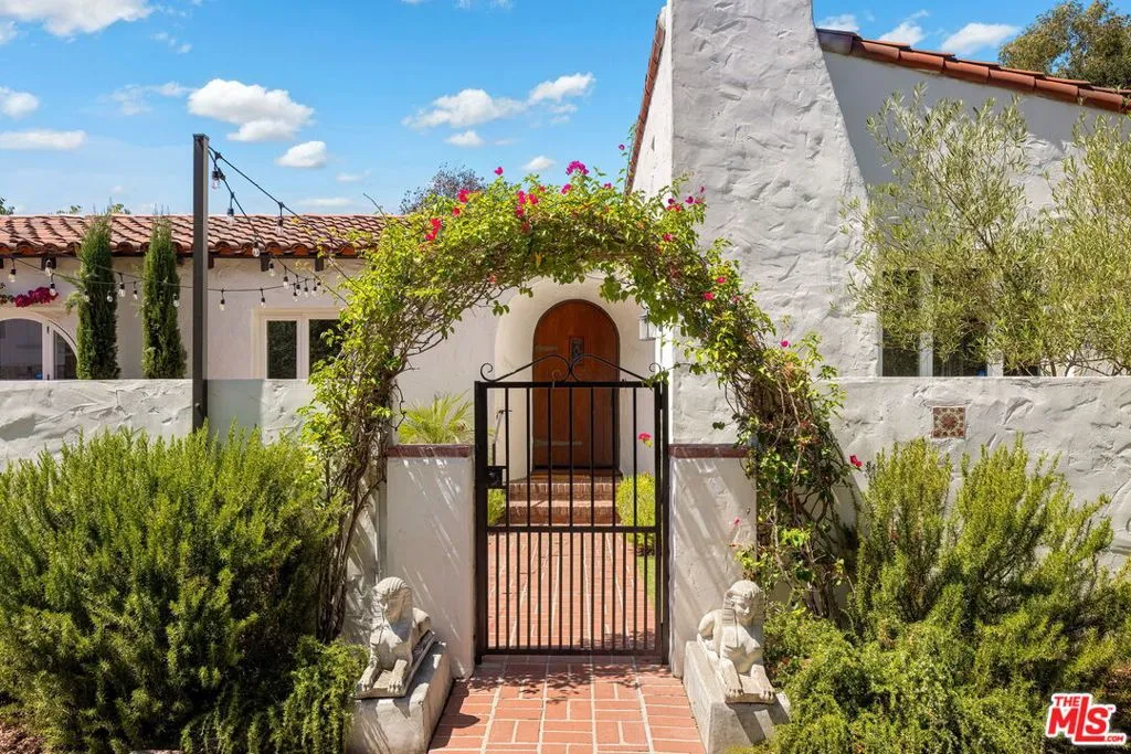 3447 Primera Avenue, Los Angeles, California 90068 — photo 4