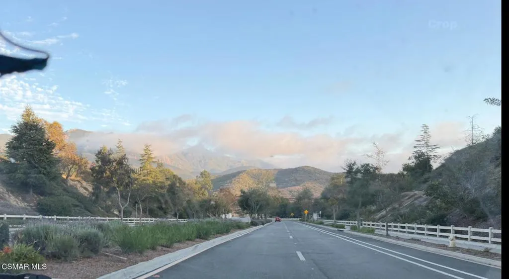 parkway toward Mt. Boney