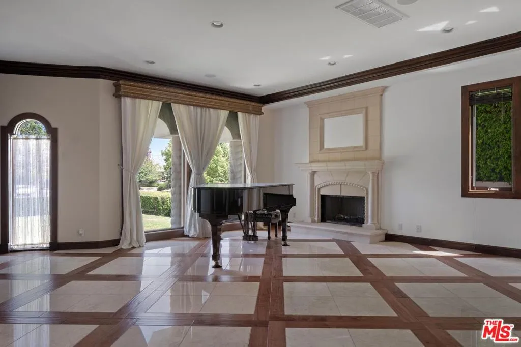 123 Fremont Place, Los Angeles, California 90005 — photo 5