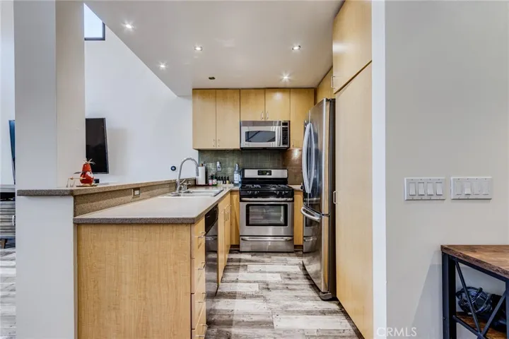 101 W Mission 327, Pomona, California 91766 — photo 5