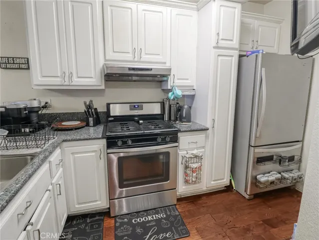 555 Maine Avenue 219, Long Beach, California 90802 — photo 5