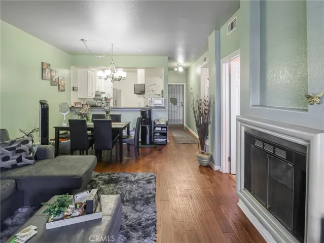 555 Maine Avenue 219, Long Beach, California 90802 — photo 4