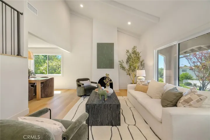 28630 Meadowmist Drive, Rancho Palos Verdes, California 90275 — photo 4