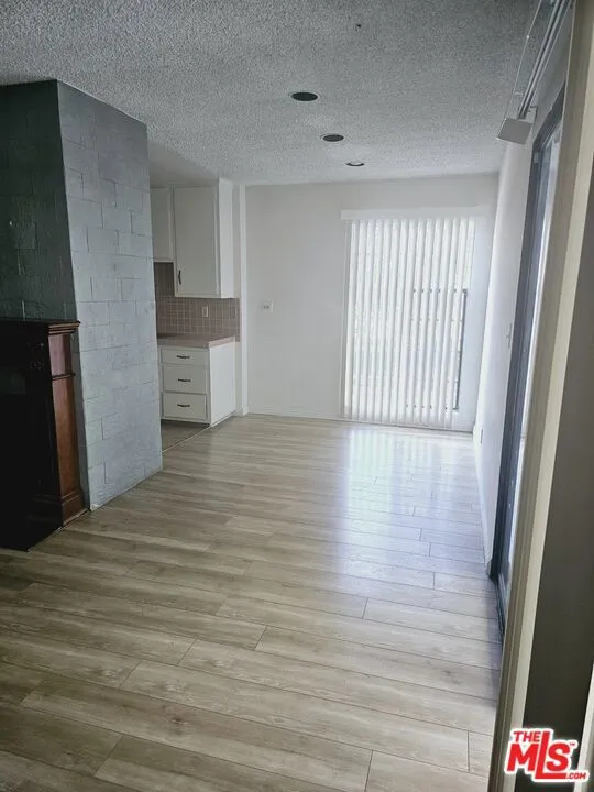 1166 Amherst Avenue 5, Los Angeles, California 90049 — photo 5