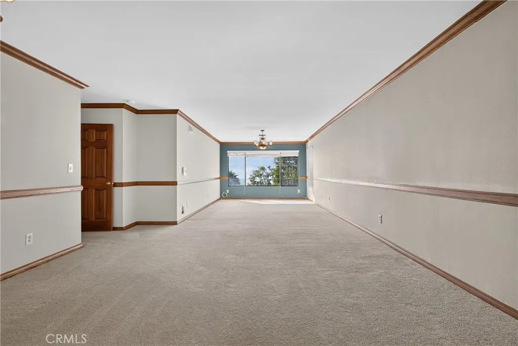 Extra large Primary Suite  with ensuite bathroom and with ocean views