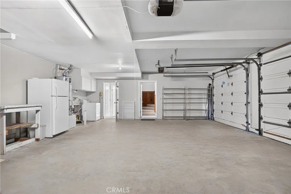 Spacious 3 car garage