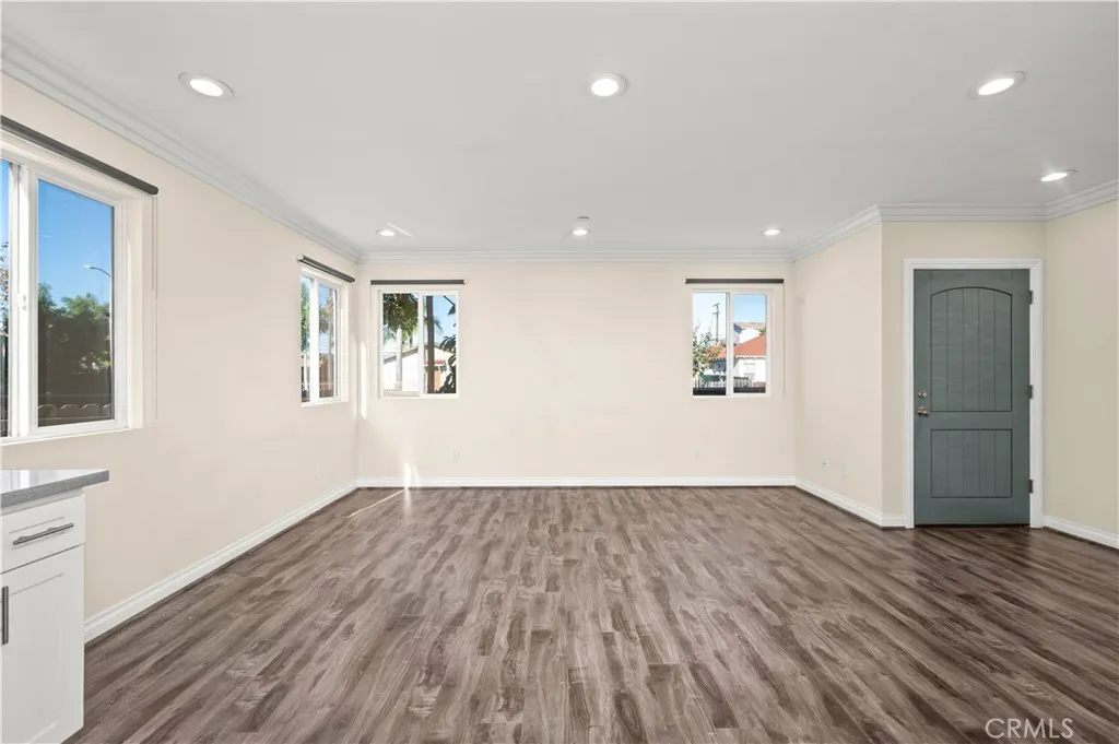 4812 Saturn Street, Los Angeles, California 90019 — photo 4