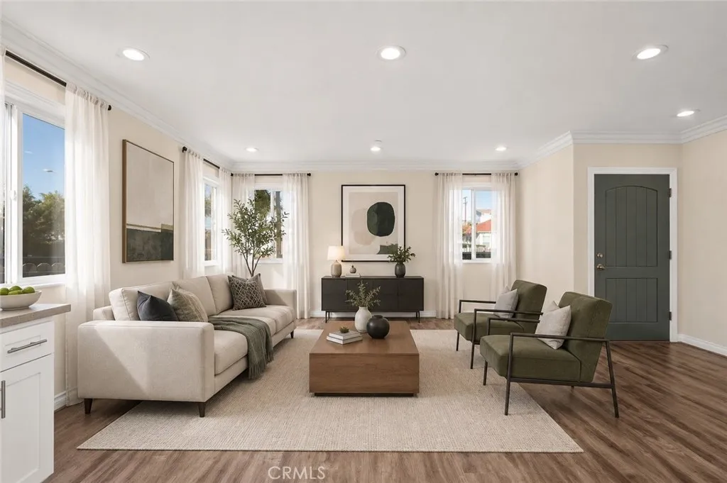 4812 Saturn Street, Los Angeles, California 90019 — photo 5