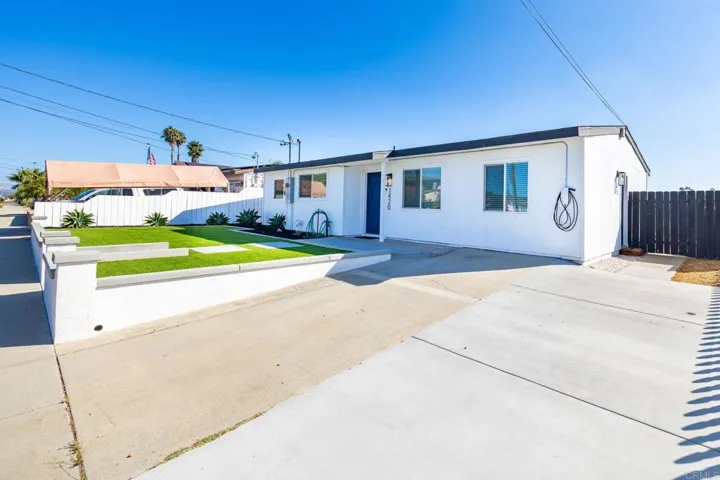 1420 San Simeon Street, Oceanside, California 92058 — photo 5