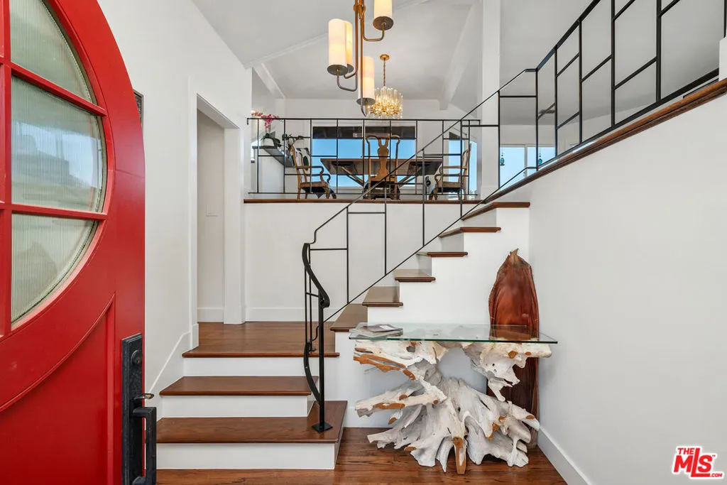 2444 Carman Crest Drive, Los Angeles, California 90068 — photo 5