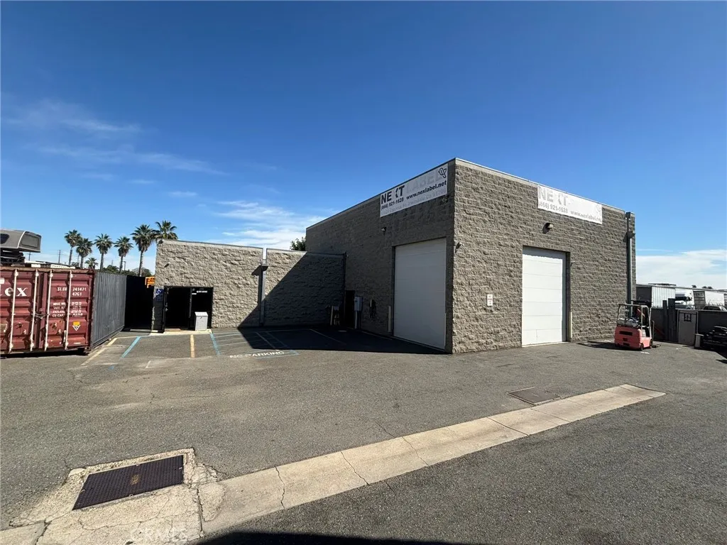 15628 Cypress