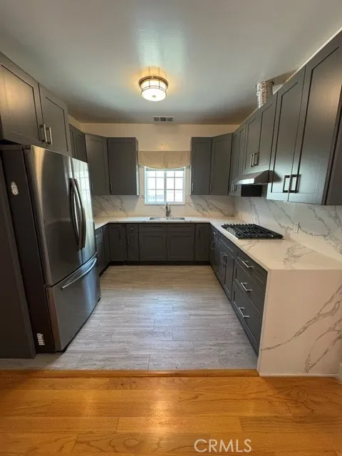 717 E 27th, Los Angeles, California 90011 — photo 4