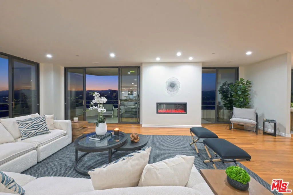 10601 Wilshire Boulevard 1404, Los Angeles, California 90024 — photo 4