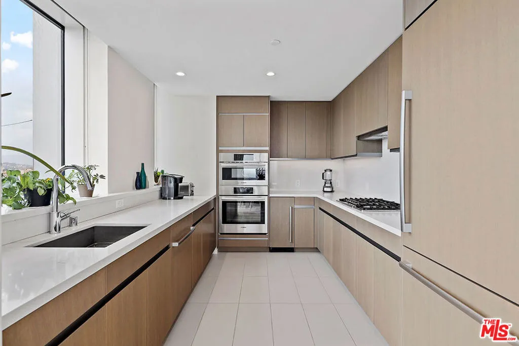 889 Francisco Street 2506, Los Angeles, California 90017 — photo 4