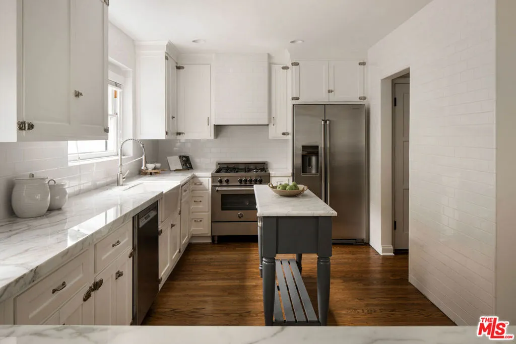 2845 N Beachwood Drive, Los Angeles, California 90068 — photo 5