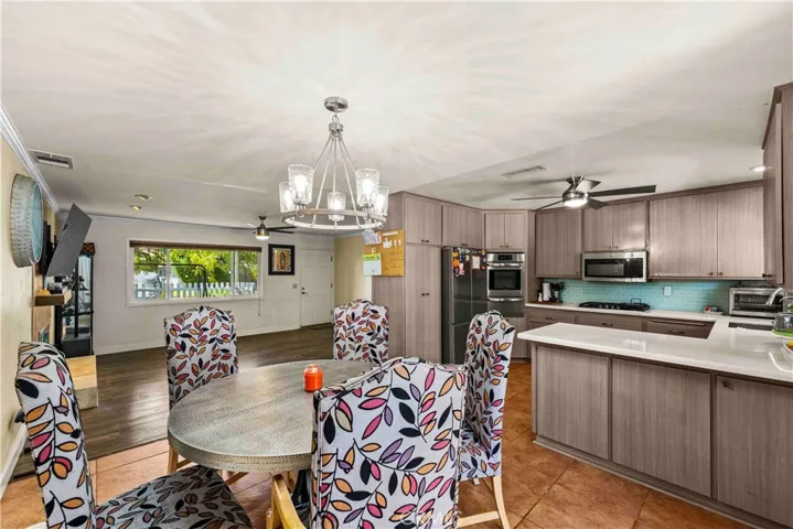 28236 Hot Springs, Canyon Country, California 91351 — photo 4