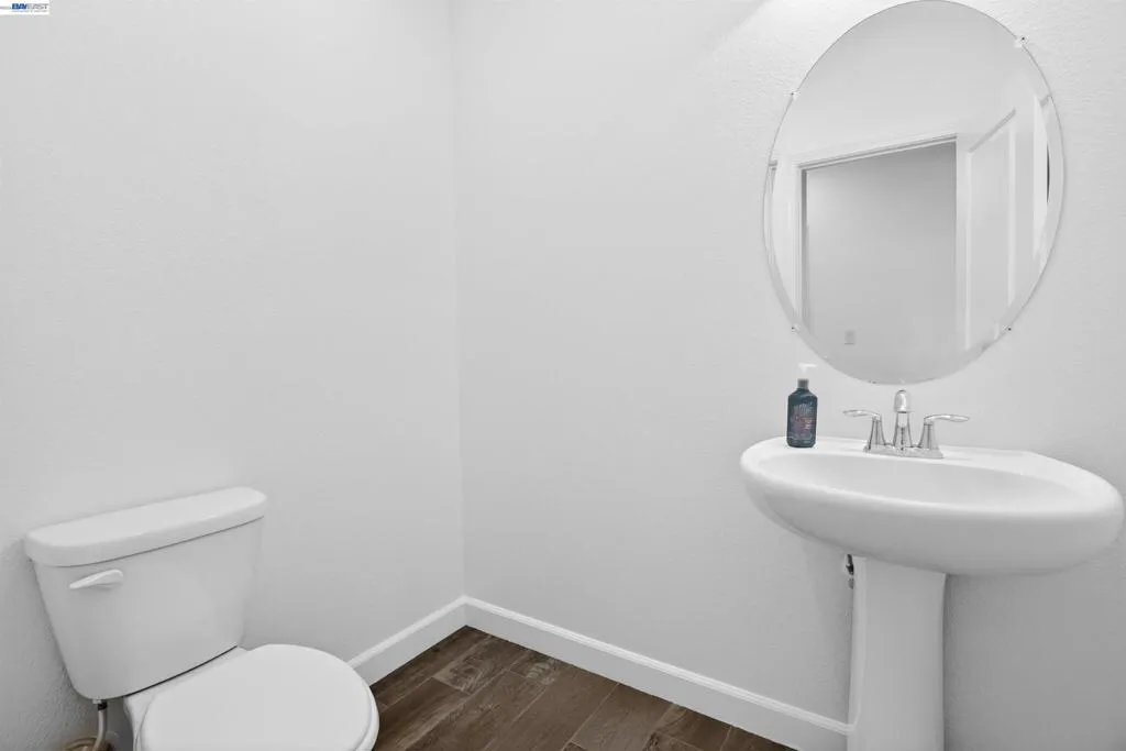 DOWNSTAIRS HALF BATH