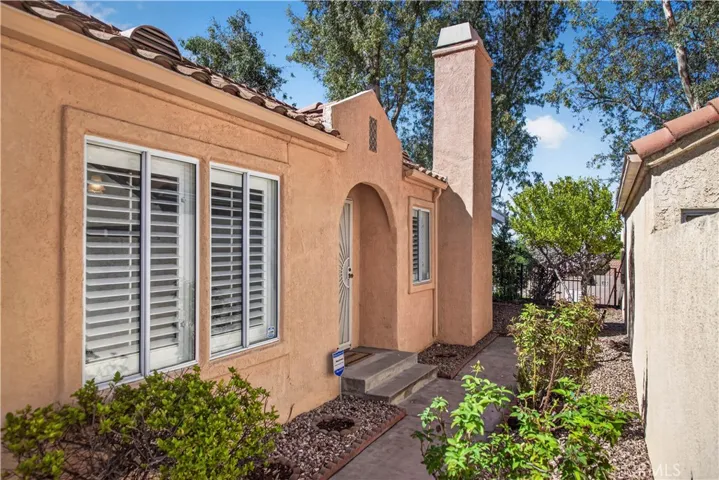726 Verona, San Jacinto, California 92583 — photo 5