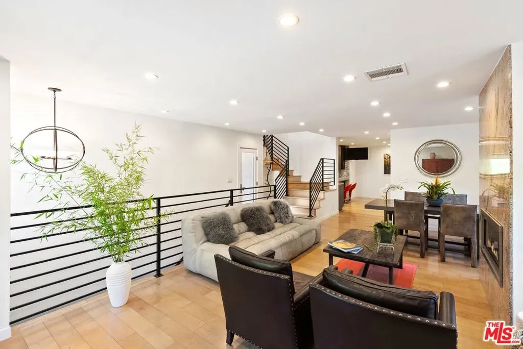 1655 N Beverly Glen Boulevard, Los Angeles, California 90077 — photo 5