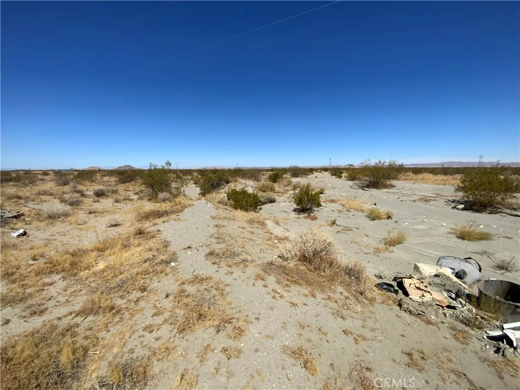 0 Oasis, Pinon Hills, California 92372 — photo 5