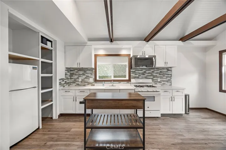23376 Crestline Road, Crestline, California 92325 — photo 5