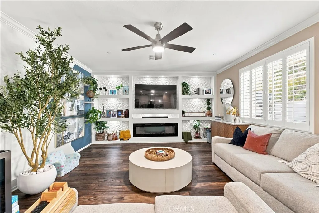11698 Starlily Court, Corona, California 92883 — photo 5