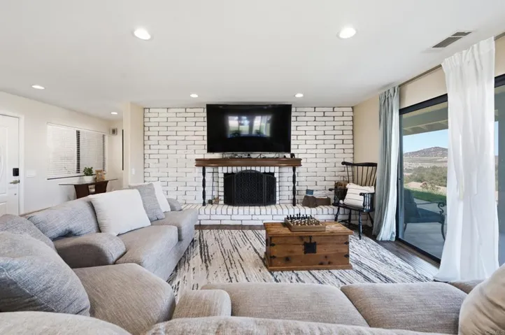 15349 Highland Valley Road, Escondido, California 92025 — photo 4