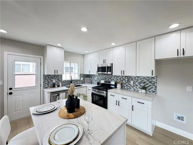 575 E Fernleaf, Pomona, California 91766 — photo 5