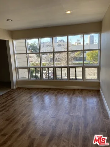 10438 Santa Monica Boulevard 4, Los Angeles, California 90025 — photo 4