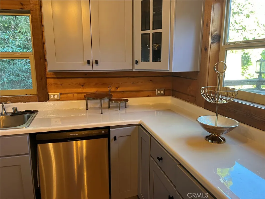 Totally Updated Kitchen! Totally Updated Kitchen!