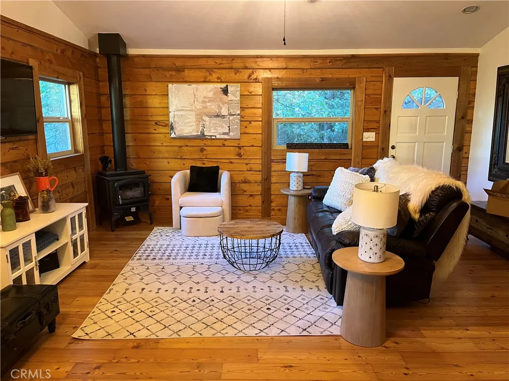 Adorable Living Room! Adorable Living Room!