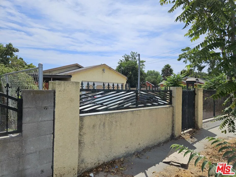 2238 E 120th Street, Los Angeles, California 90059 — photo 4