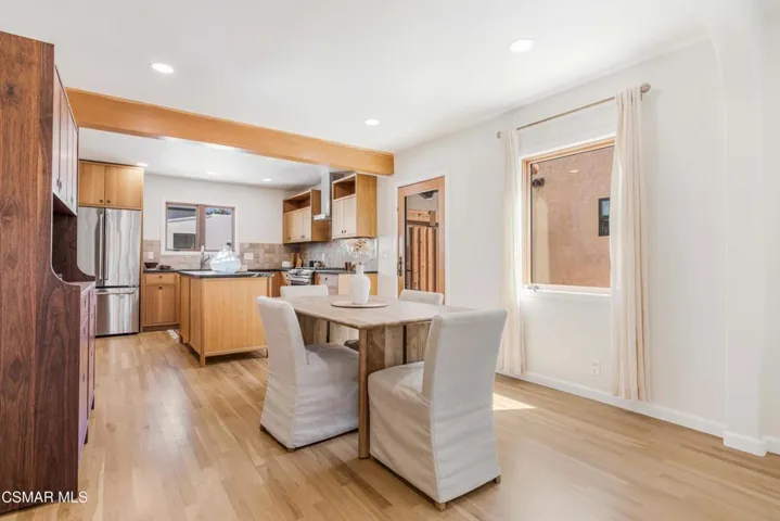 115 Center St dining room