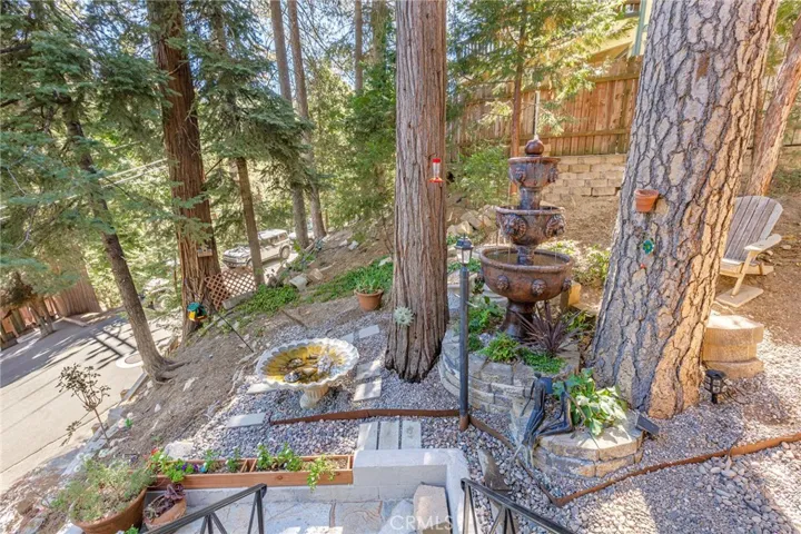 24611 Valle Drive, Crestline, California 92325 — photo 5