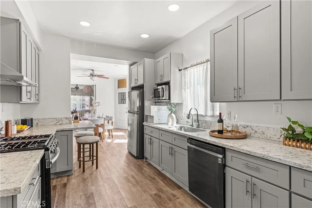 1147 S Westlake, Los Angeles, California 90006 — photo 4