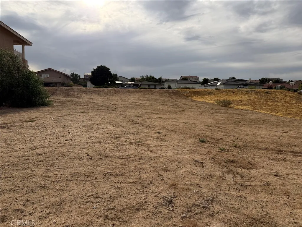 13135 Autumn Leaves, Victorville, California 92395 — photo 4