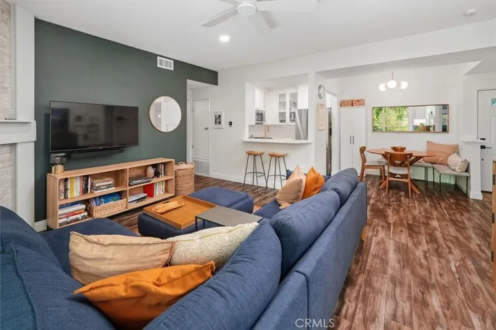24121 Del Monte Drive 133, Valencia, California 91355 — photo 4