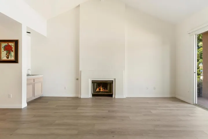 99lakeshore-25