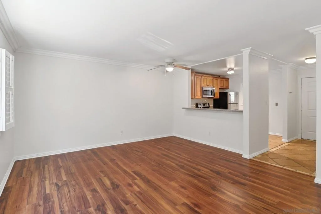 7565 Charmant Dr 309, San Diego, California 92122 — photo 4