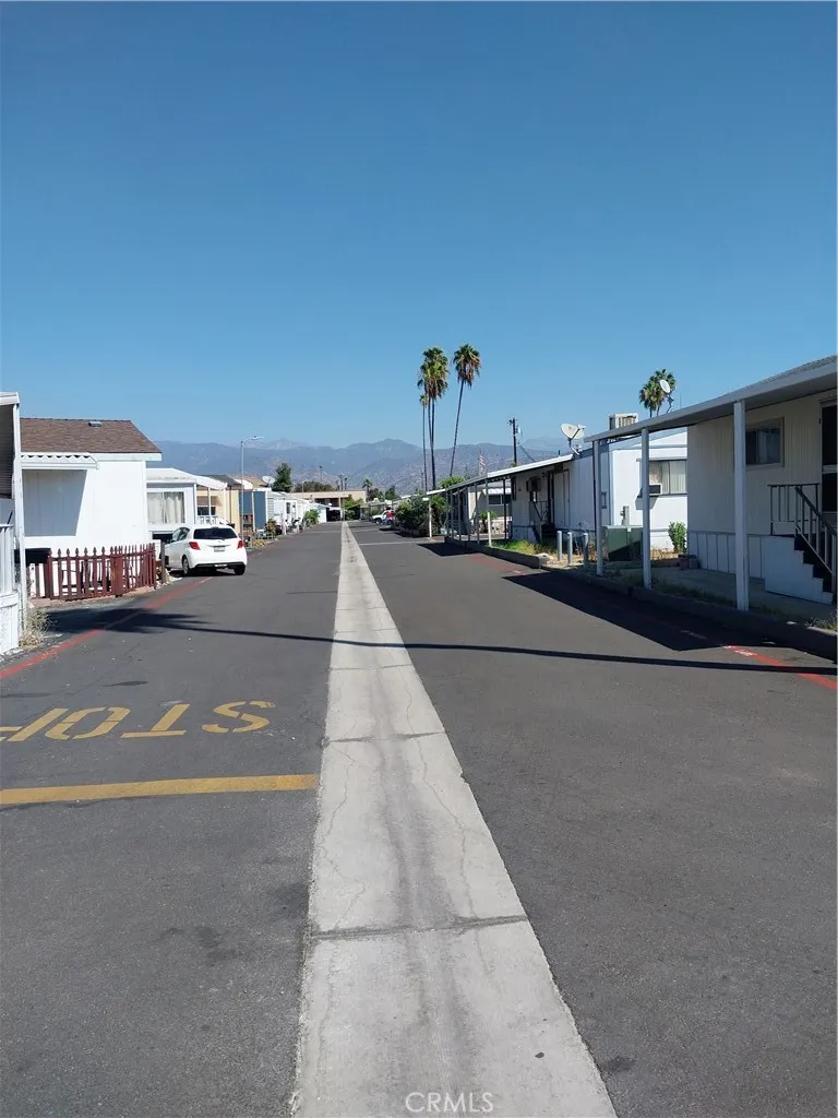1045 N Azusa, Covina, California 91722 — photo 4