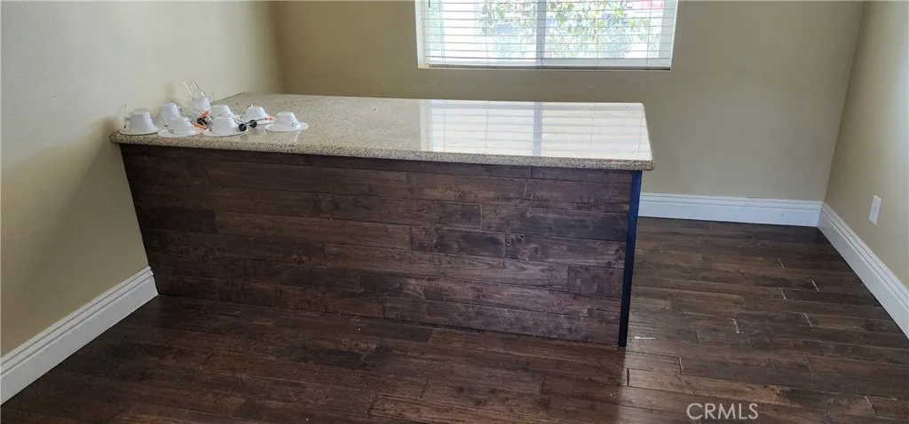 Additional private office next to the kitchen.