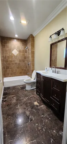 unit #2 address 3130 full master bathroom