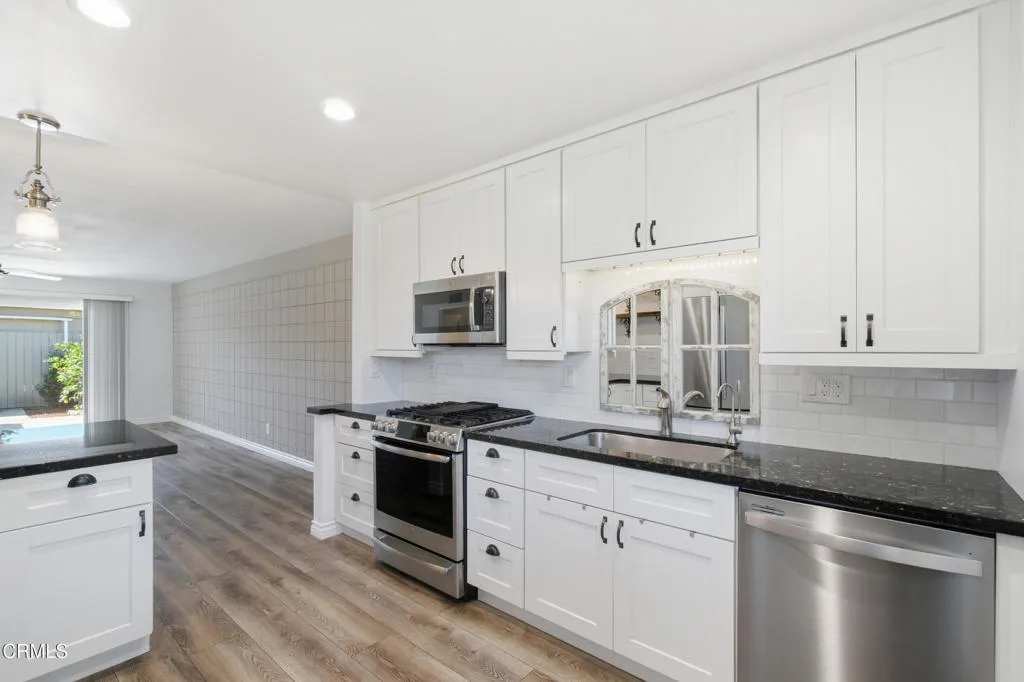 13_kitchen