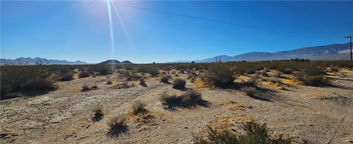 802 Lincoln, Lucerne Valley, California 92356 — photo 4