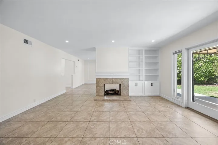 831 E Hoover, Orange, California 92867 — photo 4